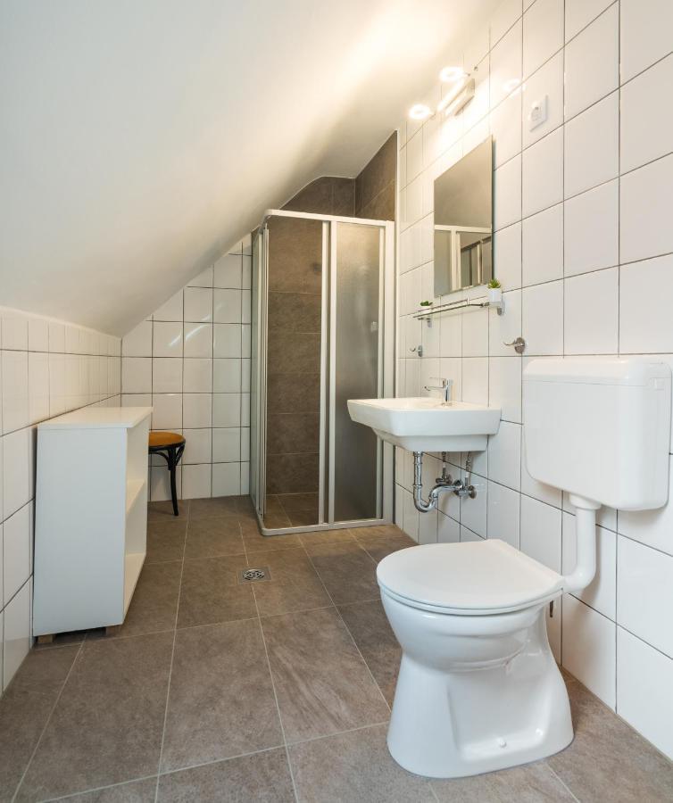Nemes Apartmanhaz Heviz Exterior photo