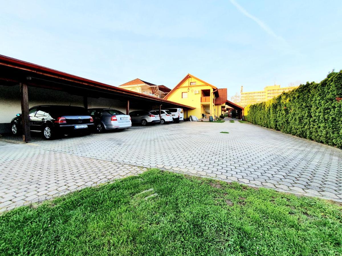 Nemes Apartmanhaz Heviz Exterior photo