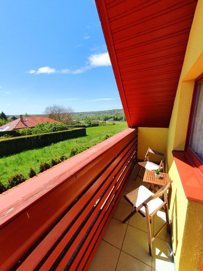 Nemes Apartmanhaz Heviz Exterior photo