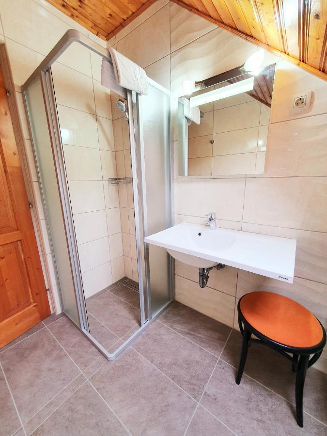 Nemes Apartmanhaz Heviz Exterior photo